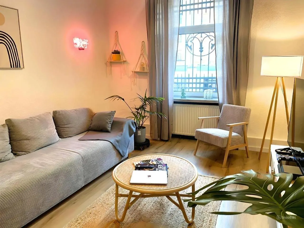 City Apartment Messe Zentral PS4 Workspace Frankfurt nad Mohanem
